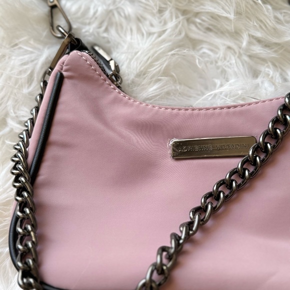 NWT Stylish Pink Crossbody Bag with Chain Detail - Picture 3 of 4